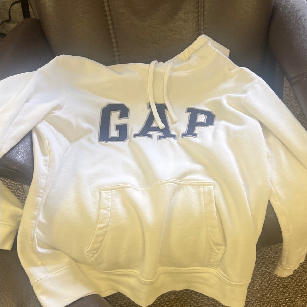 GAP White Sweatshirt with Dark Blue Lettering